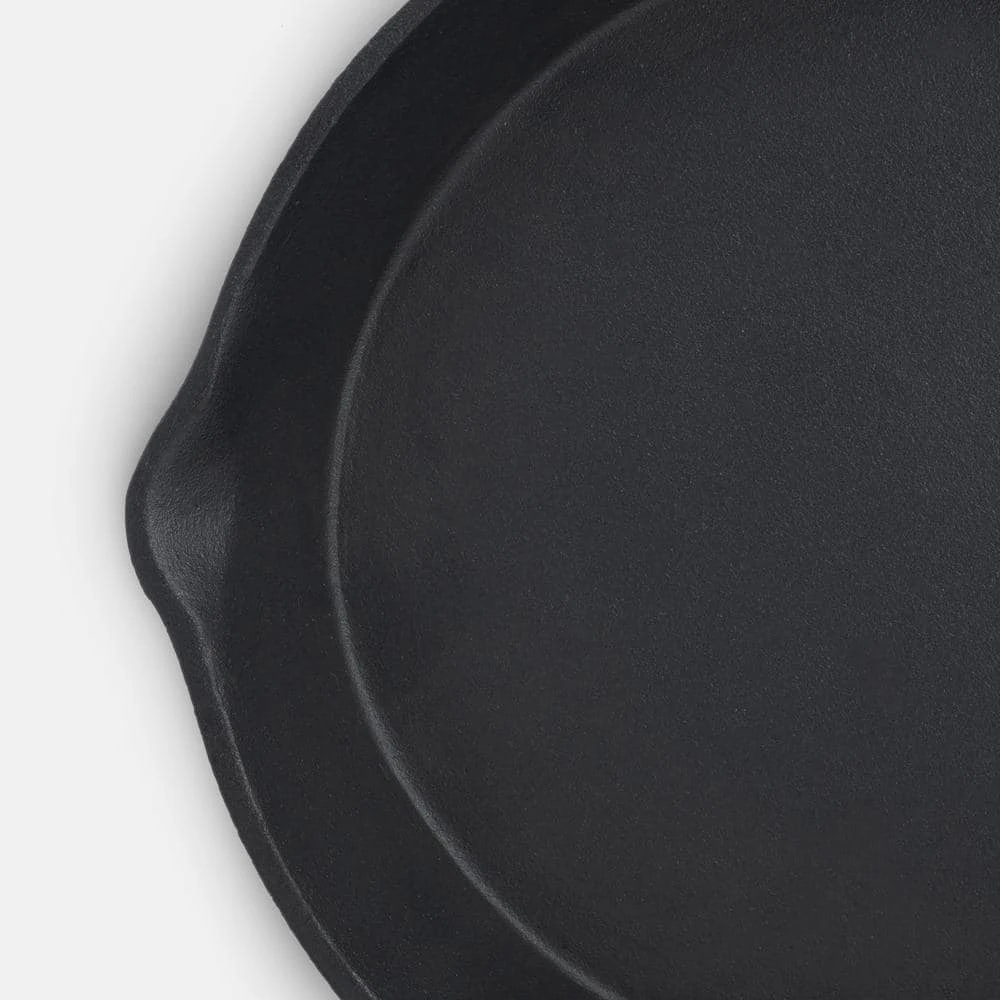 10 in. Cast Iron Skillet in Black by ExcelSteel - Image 4