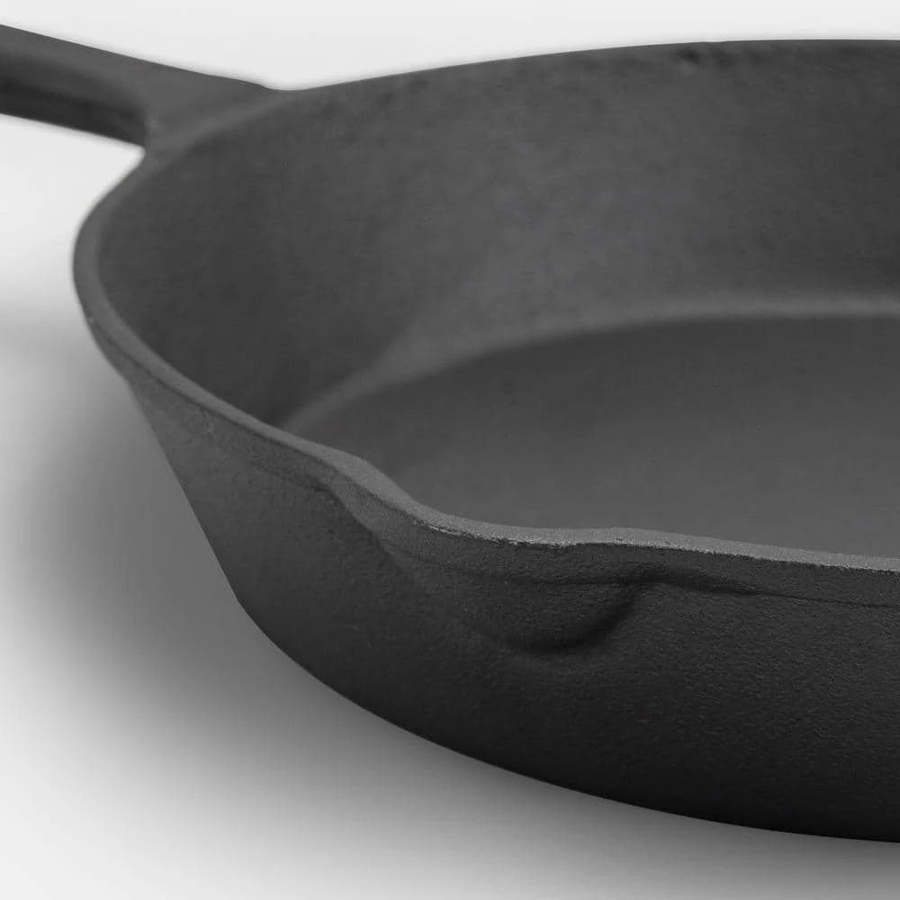 10 in. Cast Iron Skillet in Black by ExcelSteel - Image 2