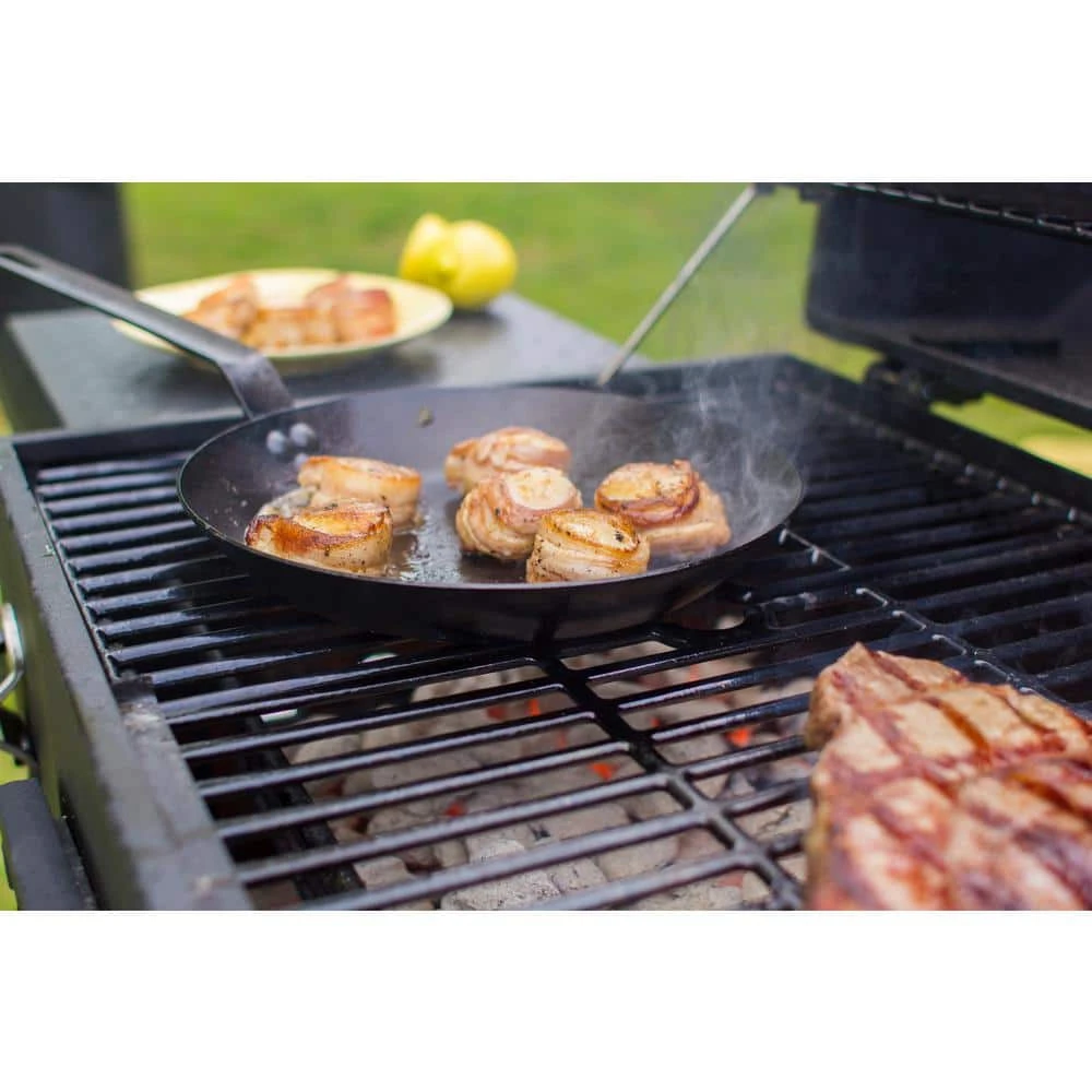 10 in. Carbon Steel Skillet in Black by Lodge - Image 6