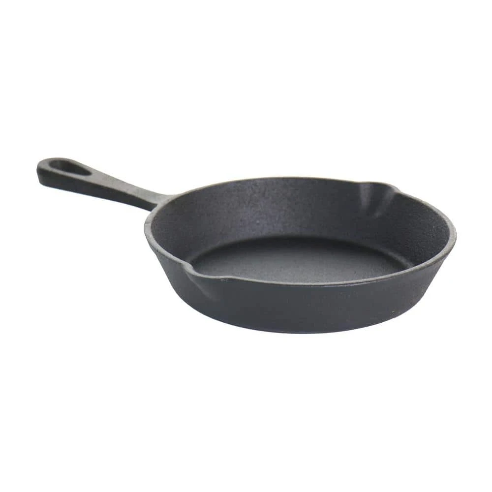 Pre-Seasoned 3-Piece Cast Iron Skillet Set by MegaChef - Image 3