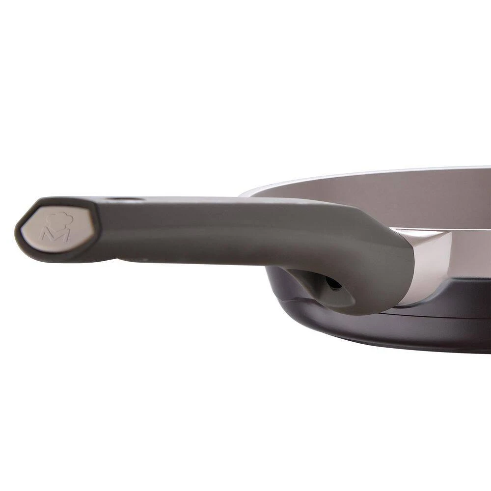 2-Piece Gastro Titanium Durable Cast Aluminum Fry Pan Set by MasterPRO - Image 6