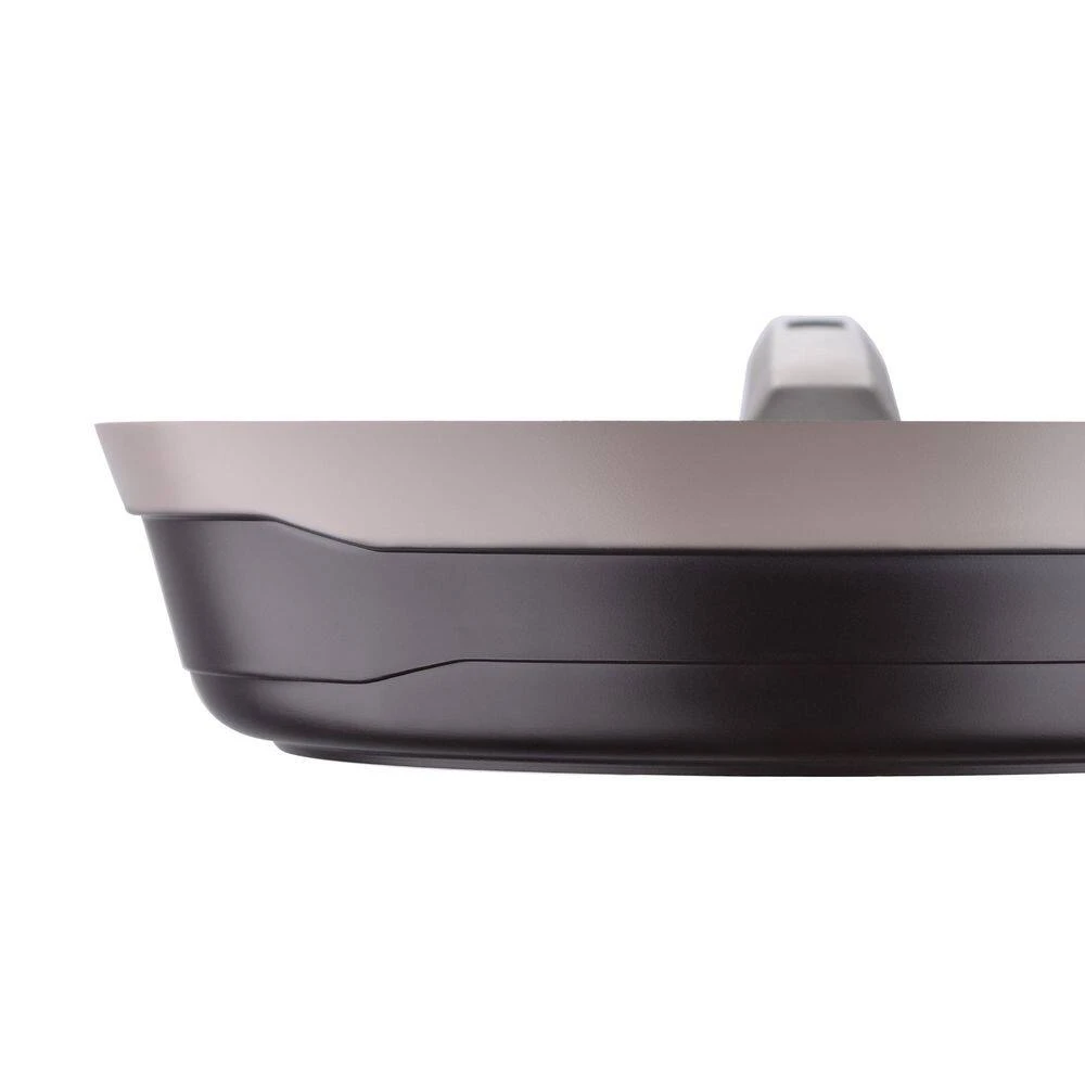 2-Piece Gastro Titanium Durable Cast Aluminum Fry Pan Set by MasterPRO - Image 5