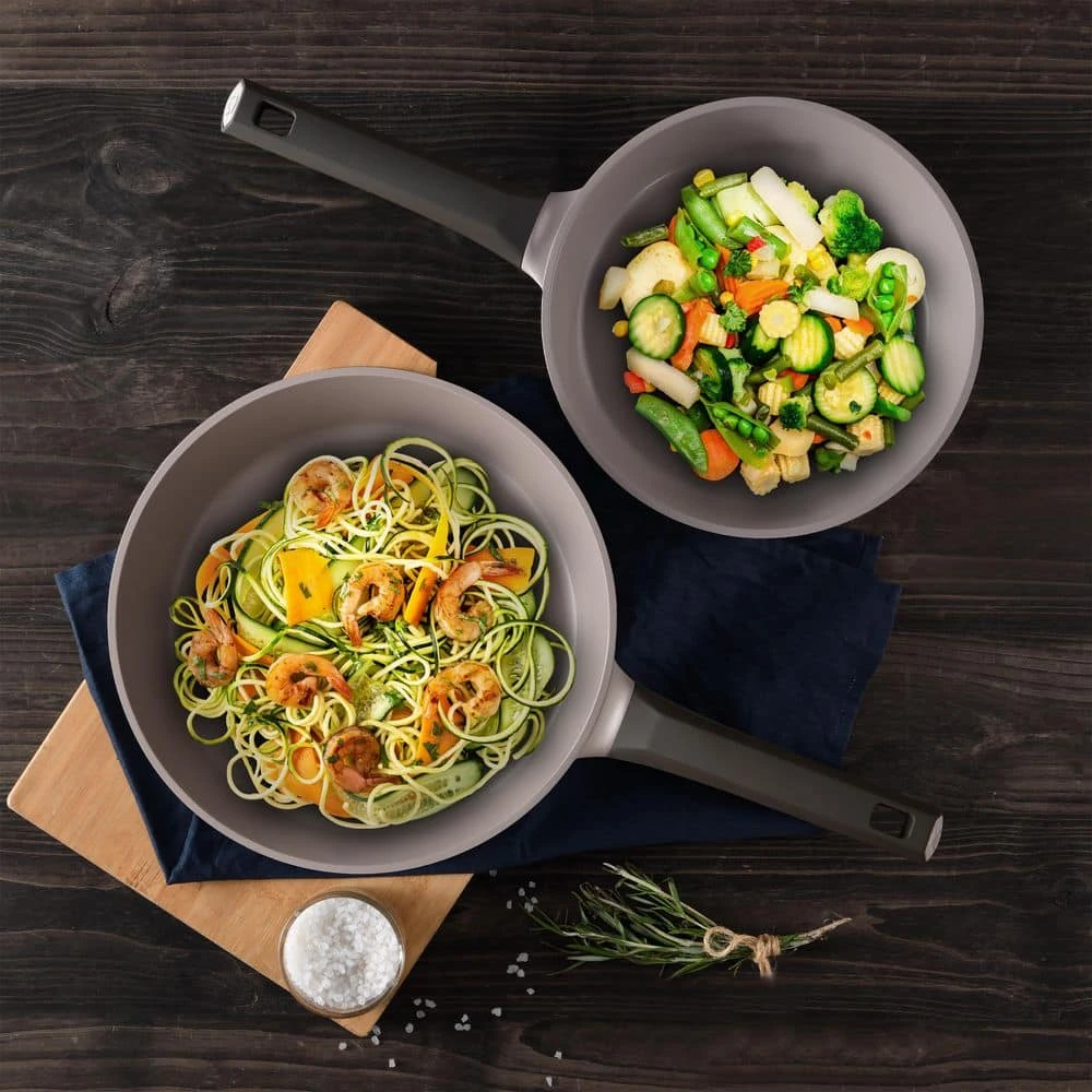 2-Piece Gastro Titanium Durable Cast Aluminum Fry Pan Set by MasterPRO - Image 3