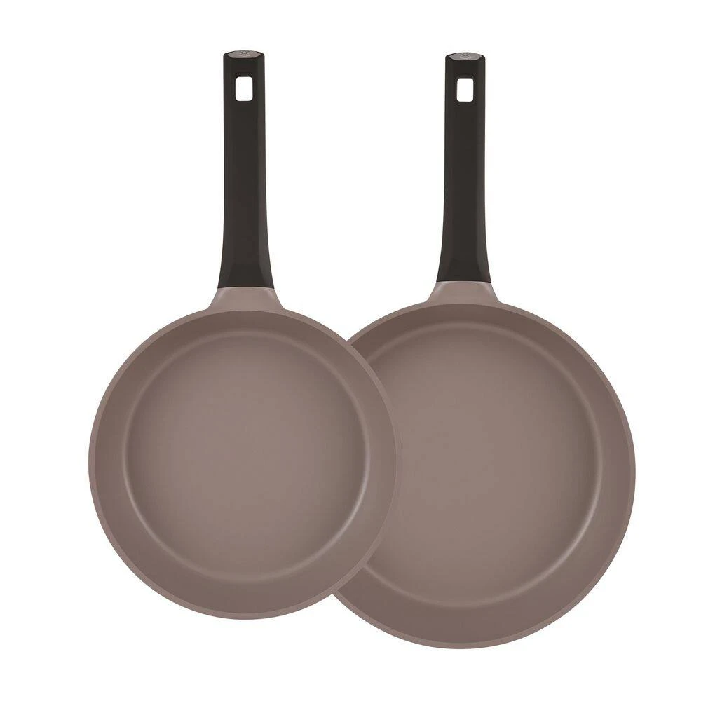 2-Piece Gastro Titanium Durable Cast Aluminum Fry Pan Set by MasterPRO - Image 4