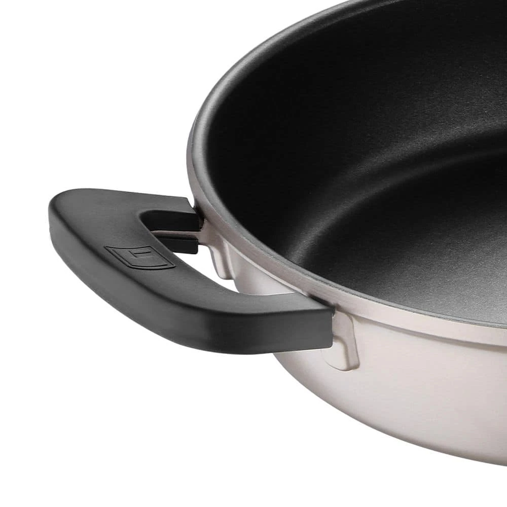 4 qt. Aluminum Saute Pan with Lid by BERGNER - Image 7