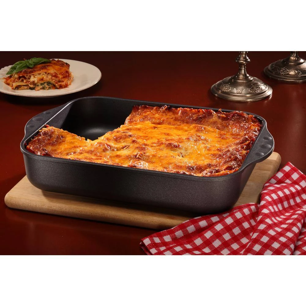 Nonstick 4.8 Qt. Roasting Pan by Swiss Diamond - Image 2