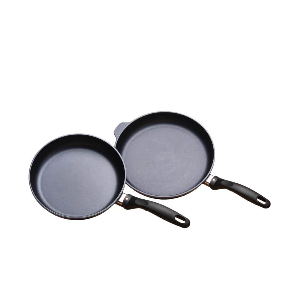 Classic Series 2-Piece Cast Aluminum Nonstick Frying Pan Set in Gray by Swiss Diamond