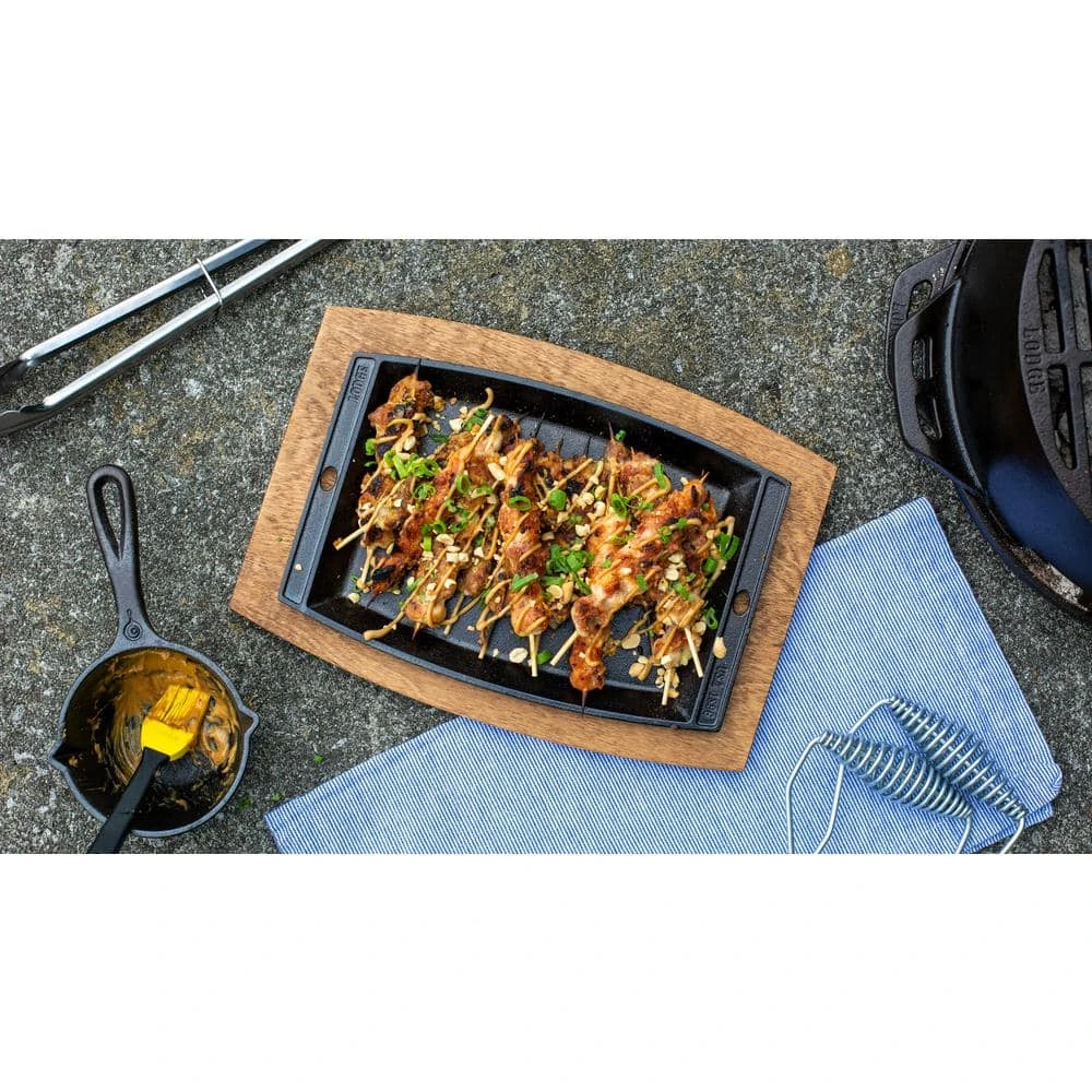 11.5 x 7.75 in. Rectangular Cast Iron Griddle by Lodge - Image 5