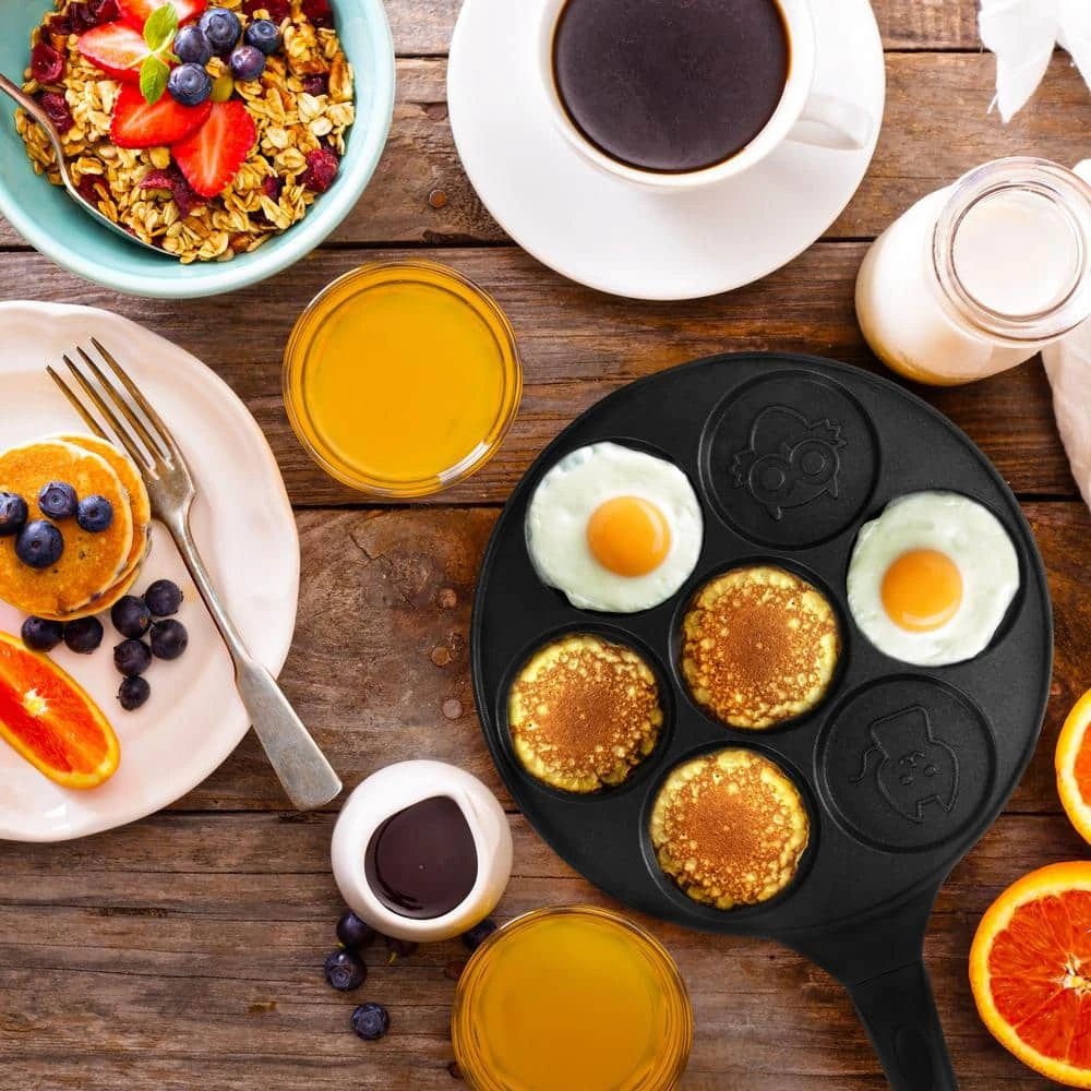 Fun Animal 7 Design Mini Pancake Maker by MegaChef - Image 4