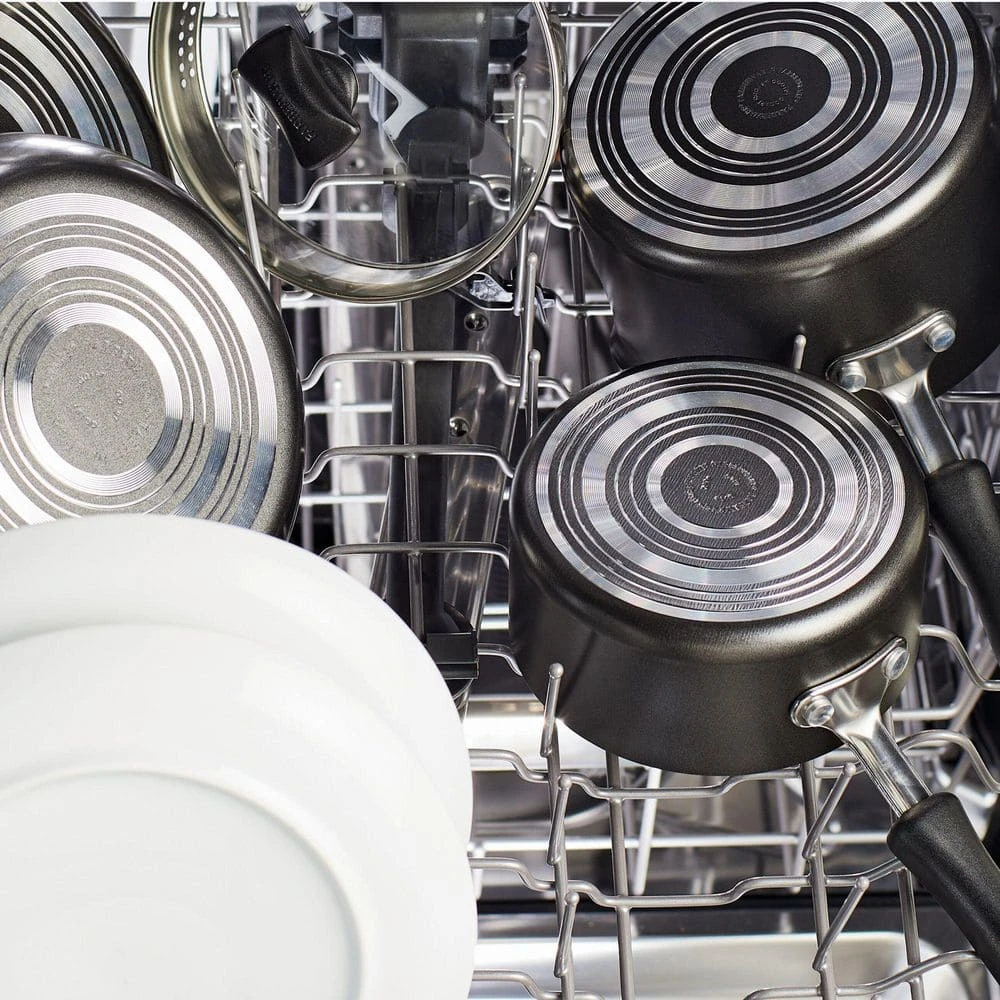 Cook Start 12 .25 in. Aluminum Diamond Max Non-Stick Skillet Pewter with Lid by Farberware - Image 2