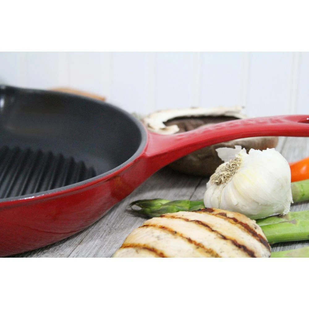 French Enameled 11 in. Cast Iron Grill Pan in Red by Chasseur - Image 4
