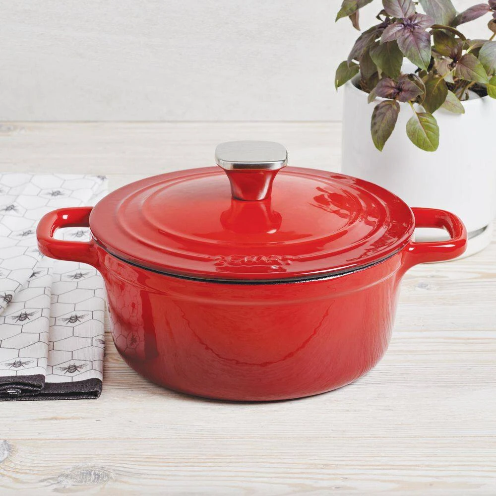 2 qt. Cast Iron Dutch Oven with Lid by MasterPRO - Image 9