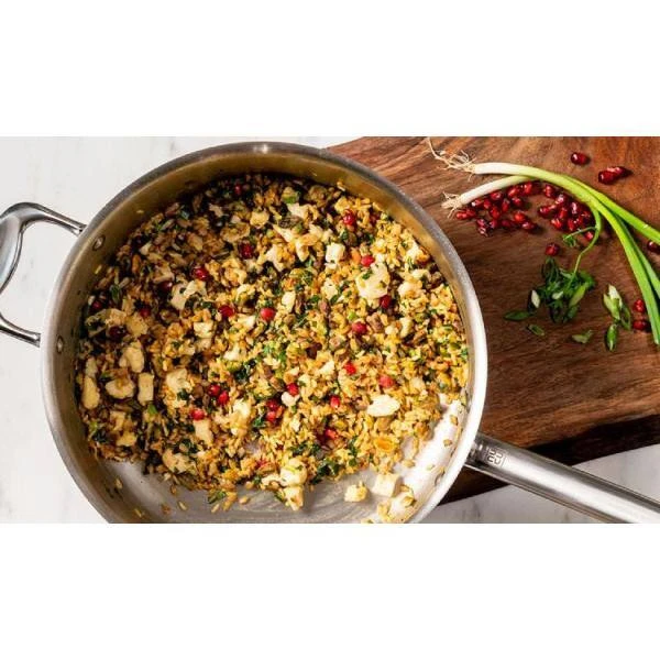 4.5 qt. Silver Stainless Steel Sauce Pot with Lid by NUCU - Image 5