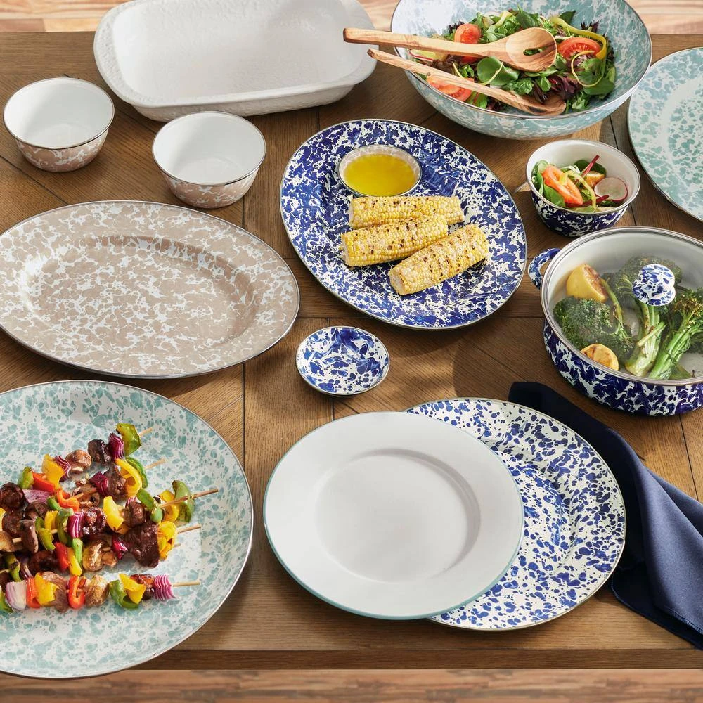 Solid White 4.5 qt. Enamelware Baking Pan by Golden Rabbit - Image 2