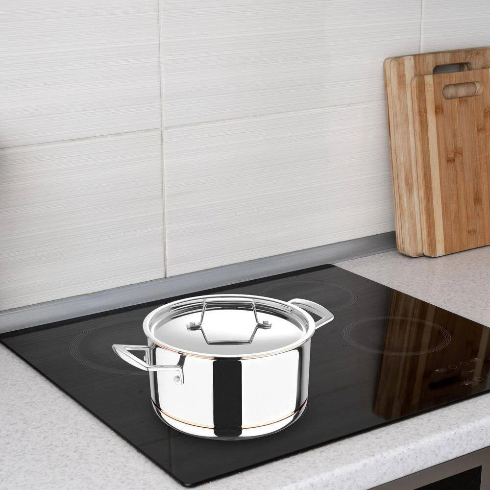 5CX 5 qt. Round Stainless Steel Dutch Oven with Lid by MasterPRO - Image 8