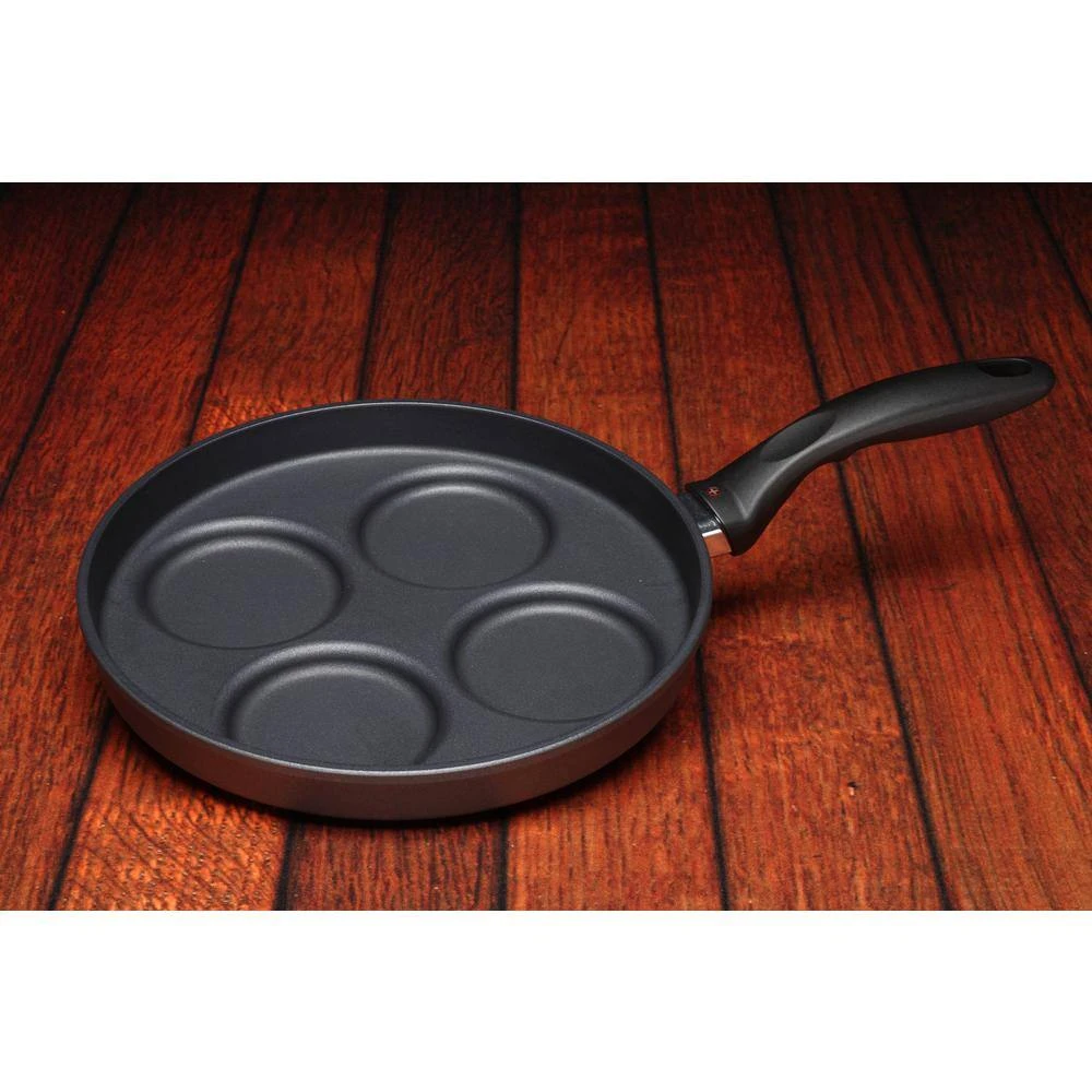 Nonstick Plett Pan - Swedish Pancake Pan by Swiss Diamond - Image 3